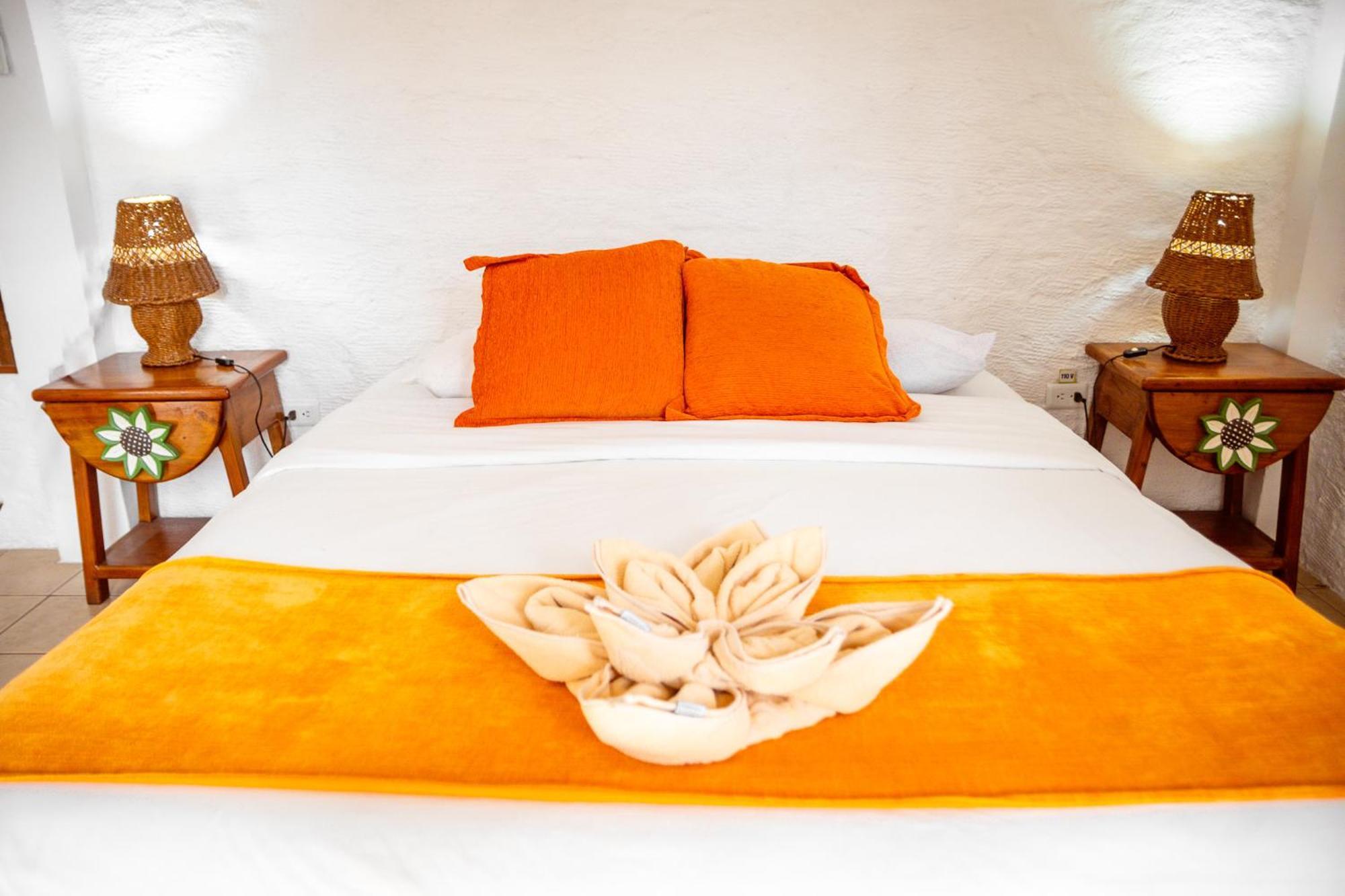 Hotel Miconia Пуэрто-Бакерисо-Морено Экстерьер фото